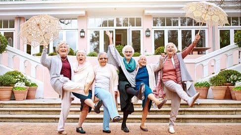 Strengthening Social Bonds and Creating Meaningful Connections: Enhancing the Lives of Individuals with Dementia Through Engaging Activities
